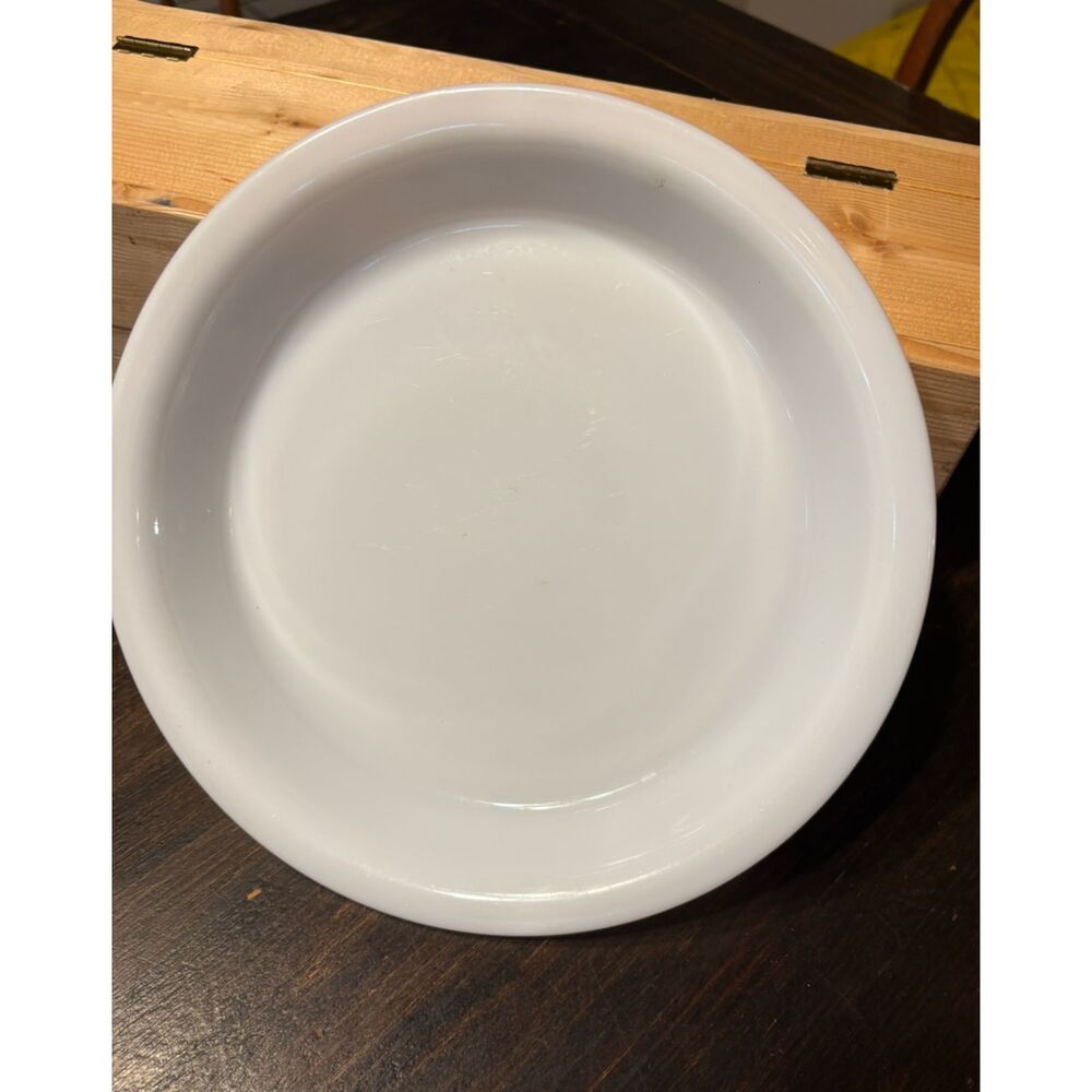 Vintage PYREX 209-W White Opal Milk Glass Pie Plate 9" Made USA 1980
